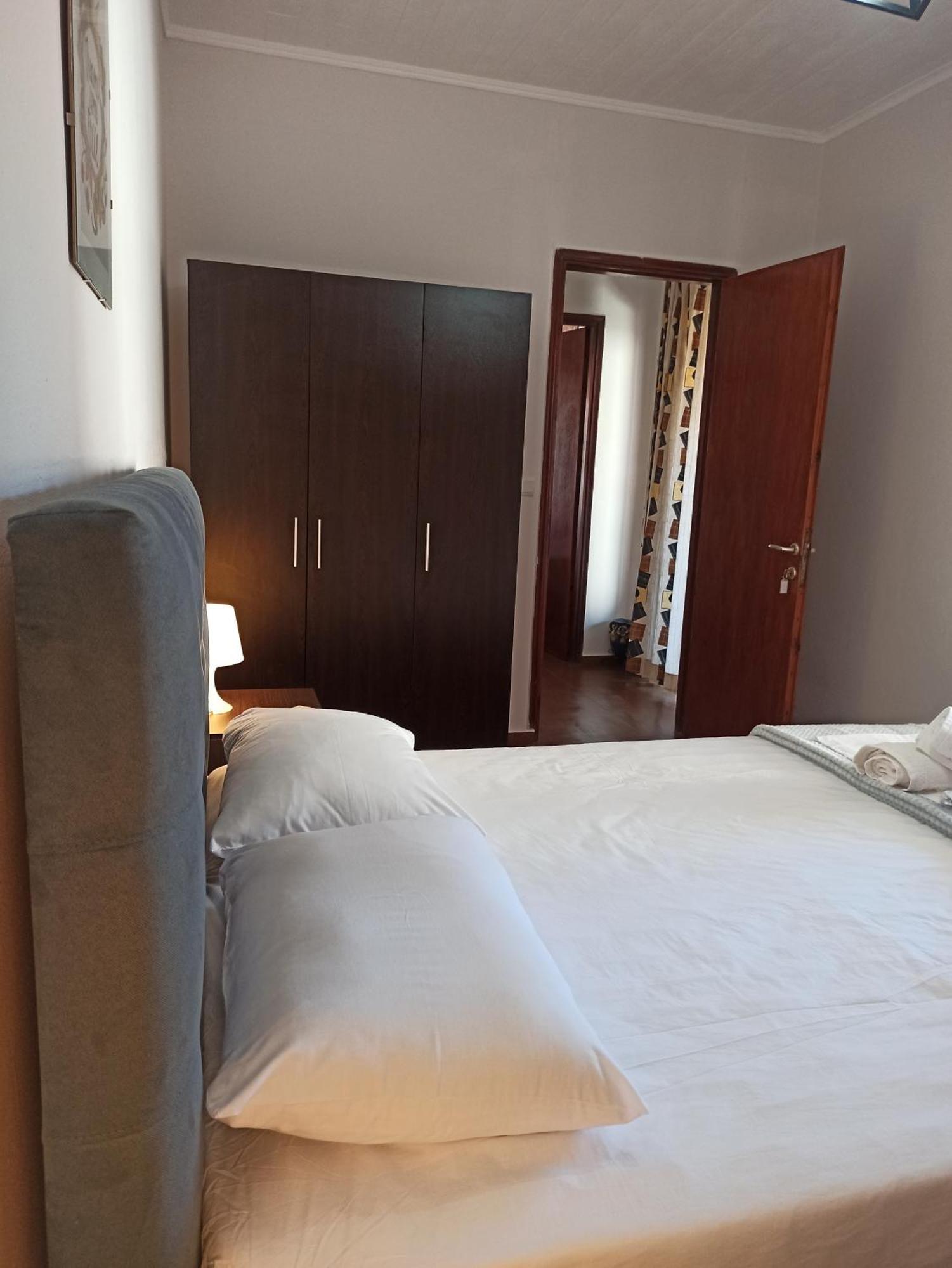 Poseidon Apartments Gaios Bagian luar foto