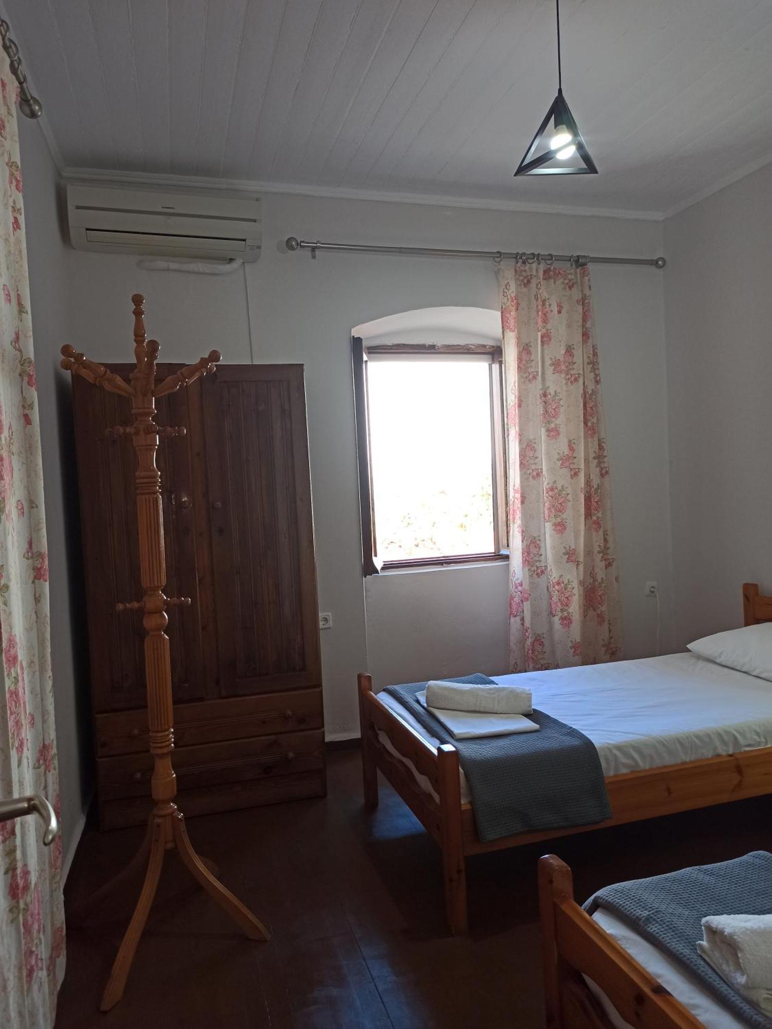 Poseidon Apartments Gaios Bagian luar foto