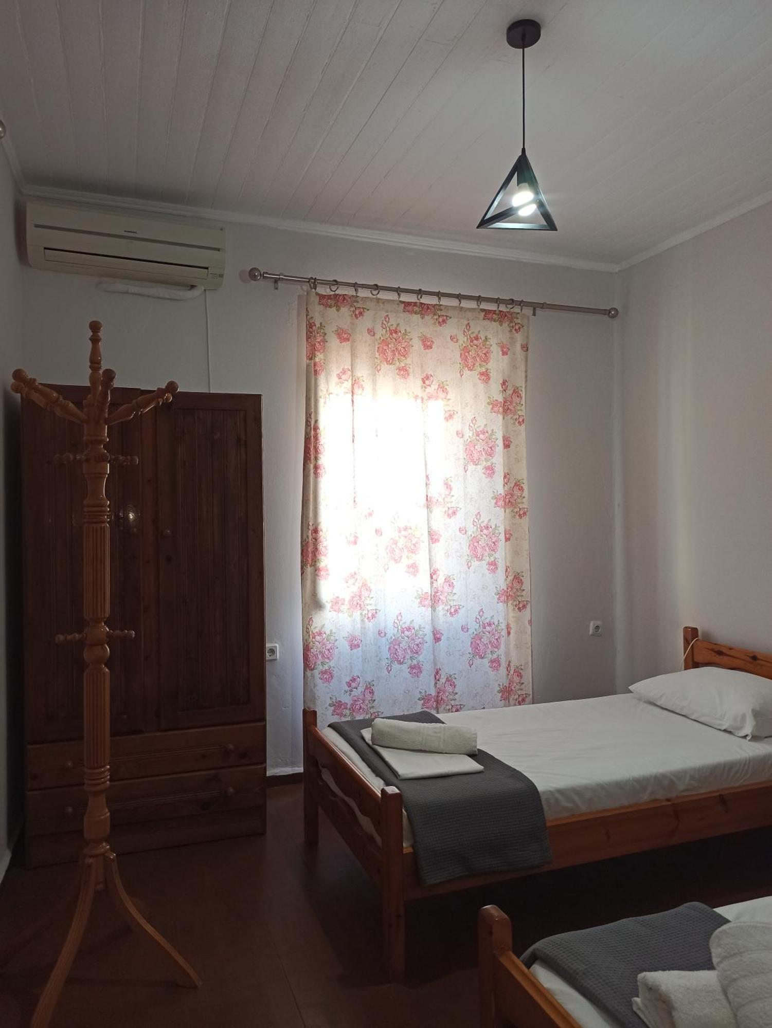 Poseidon Apartments Gaios Bagian luar foto
