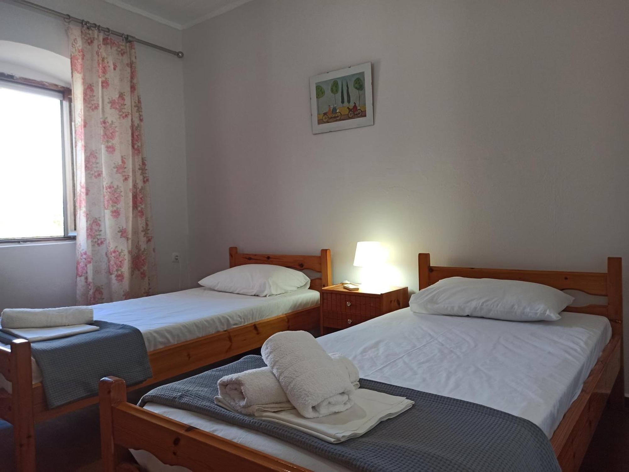 Poseidon Apartments Gaios Bagian luar foto