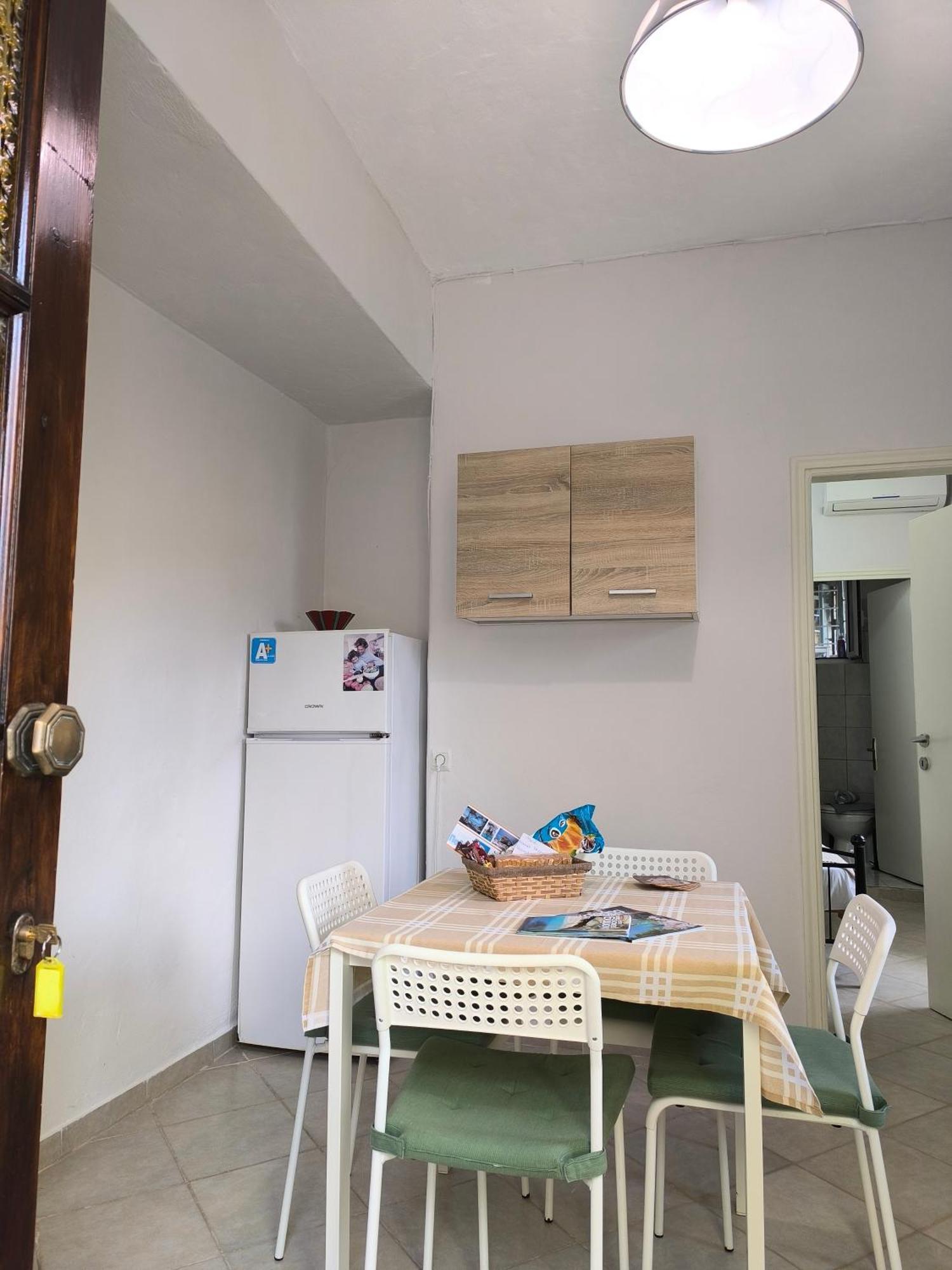 Poseidon Apartments Gaios Bagian luar foto